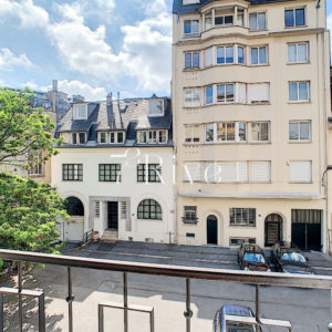 NEUILLY (92)